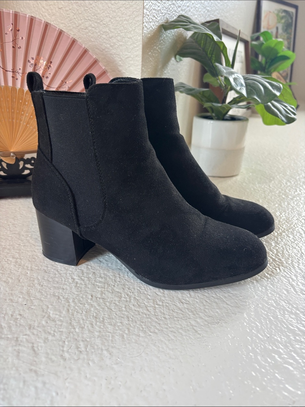 Dream Pairs Black Suede Block Heel Chelsea Ankle Boots